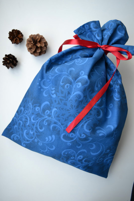 Kalėdinis dovanų krepšelis - Šerkšnas