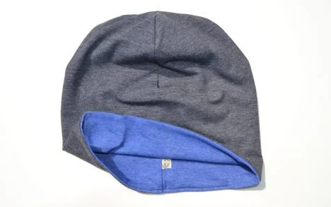 Dvipusė plono trikotažo kepurė - Mėlyna/Pilka
